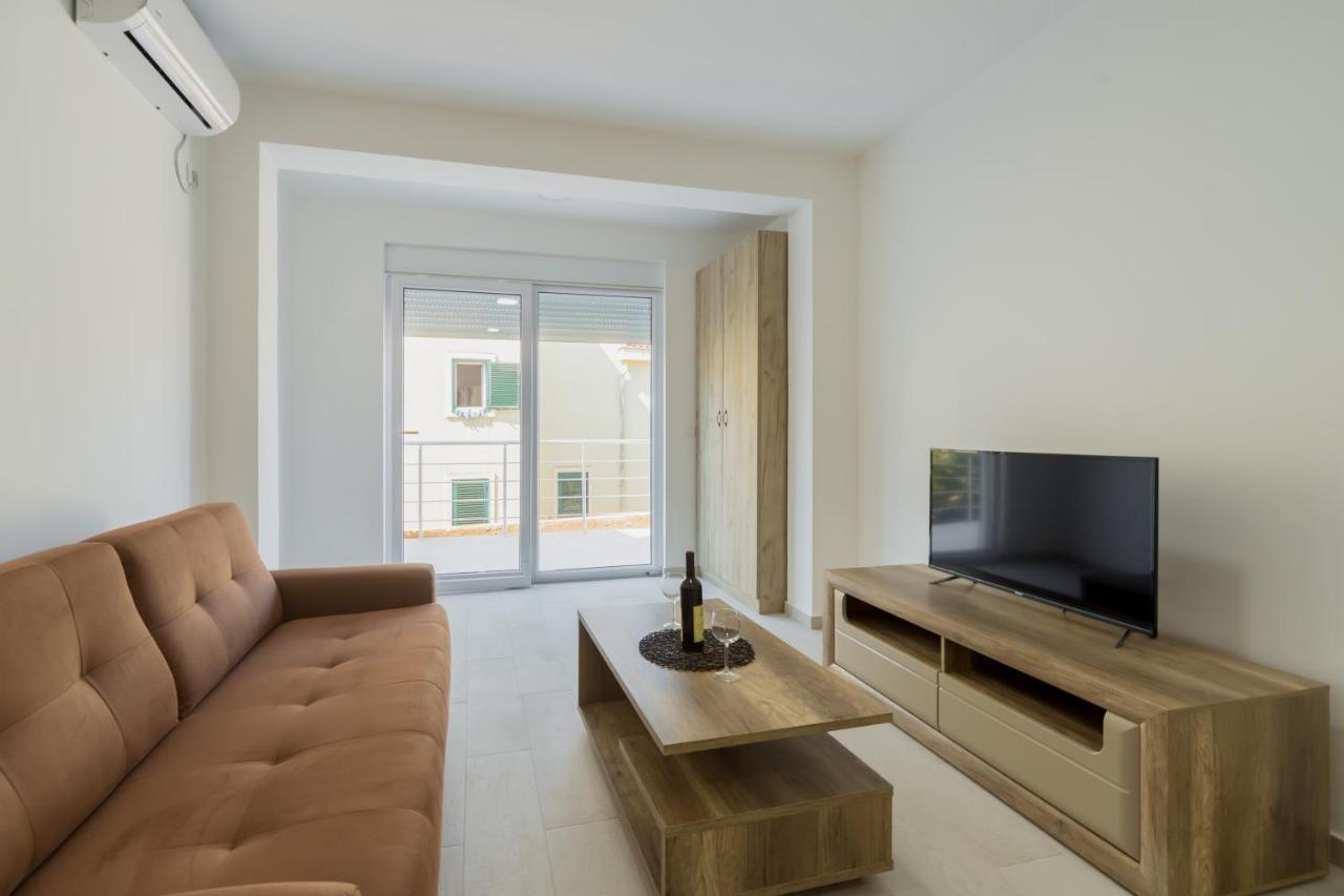 Grejm Lux Family Apartments Petrovac Bagian luar foto